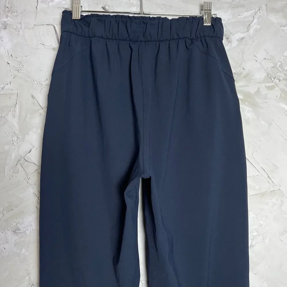 Lululemon Keep Moving Crop Jogger SIZE 6 True Navy Luxtreme 23